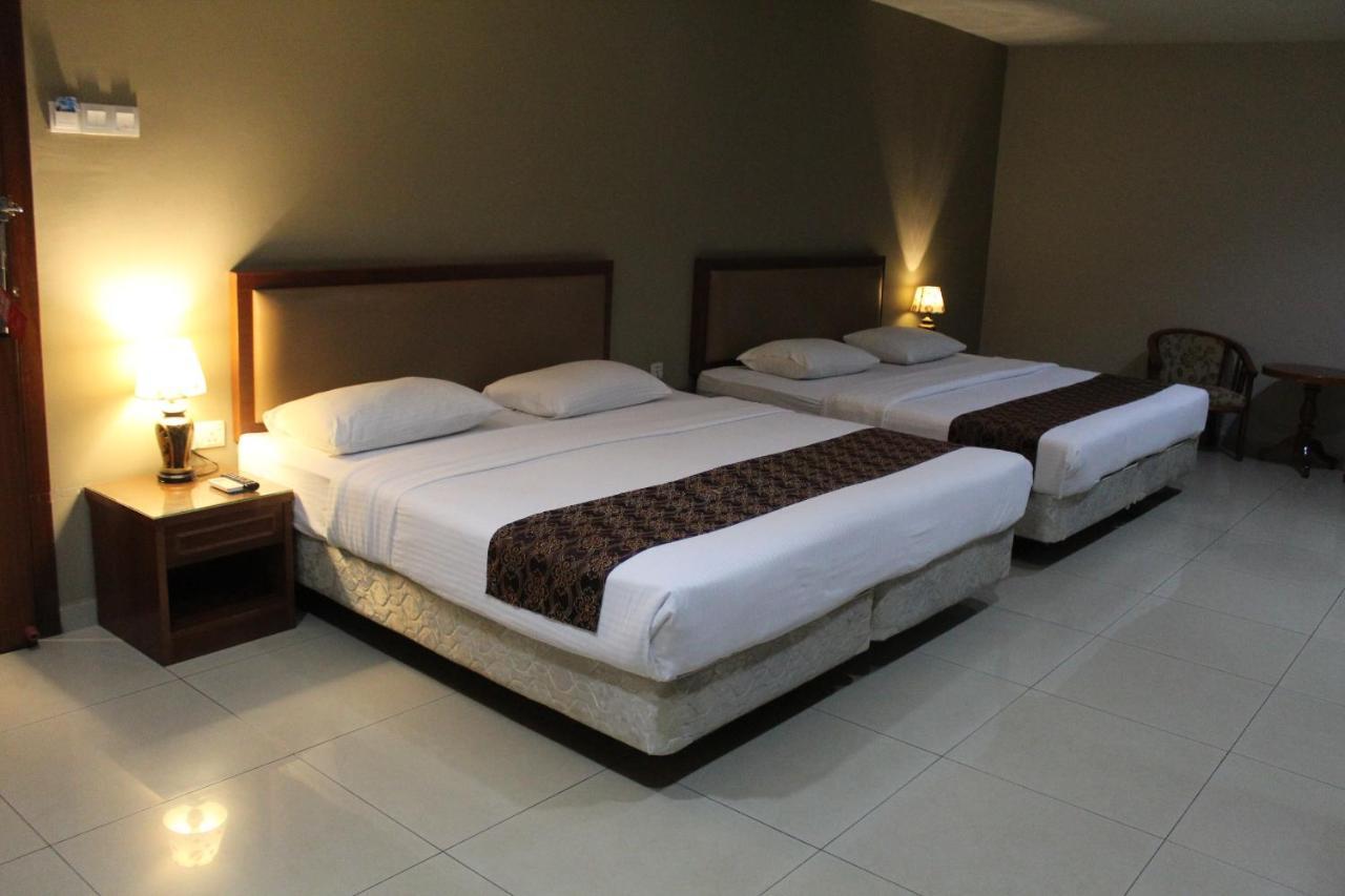 Hotel Palm Inn Butterworth Eksteriør billede
