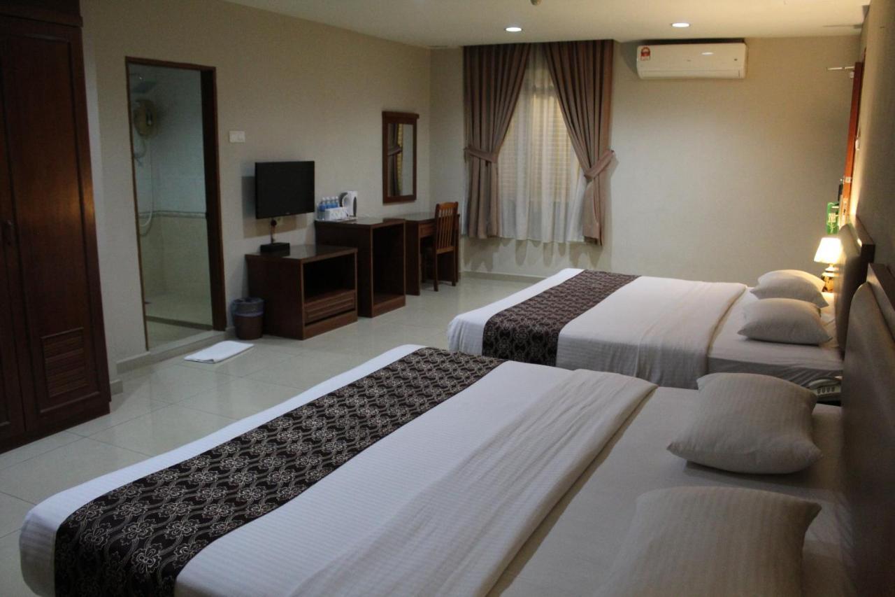 Hotel Palm Inn Butterworth Eksteriør billede