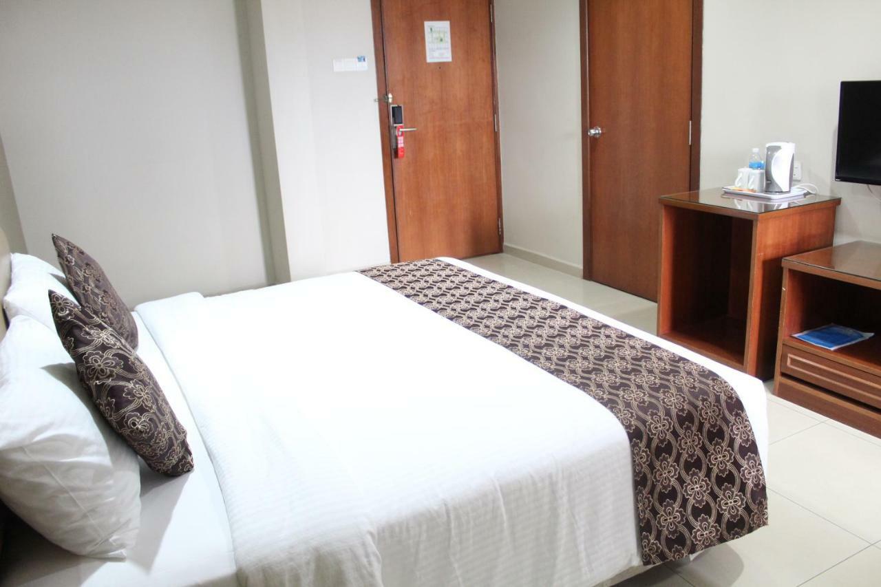 Hotel Palm Inn Butterworth Eksteriør billede